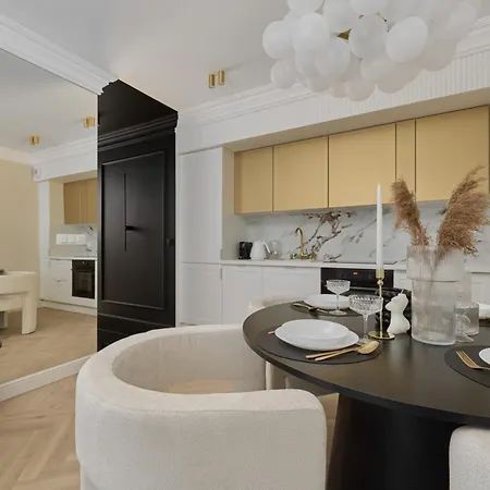 Luxurious 13Th Floor Beige Apartment In Wroclaw With Furnished Balcony By Renters Prestige Exterior photo