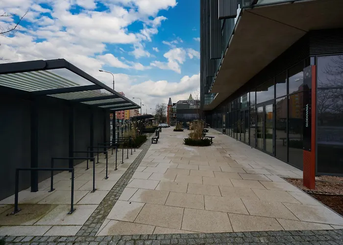 Luxurious 13Th Floor Beige Apartment In Wroclaw With Furnished Balcony By Renters Prestige