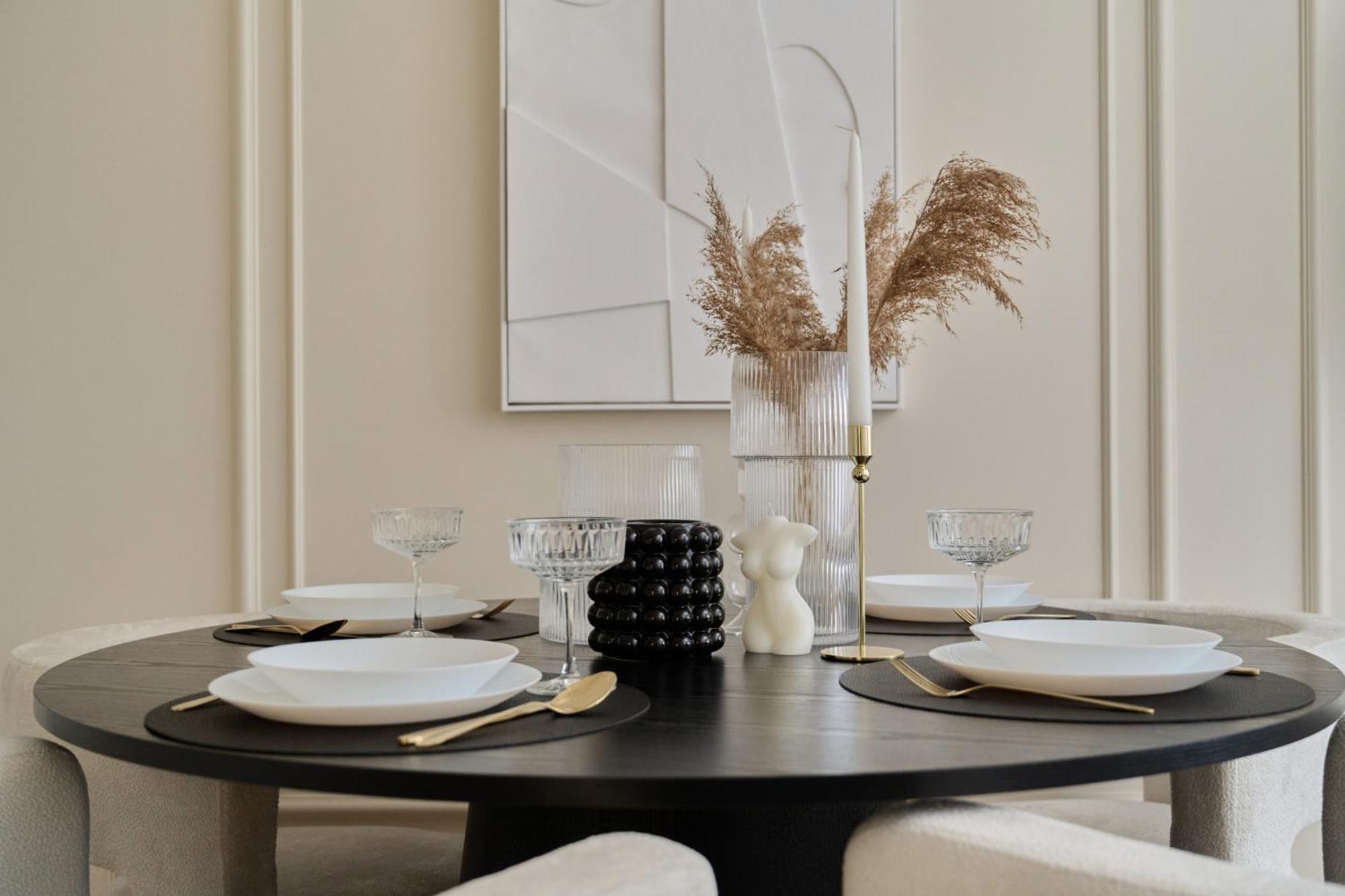 Luxurious 13th Floor Beige In With Furnished Balcony By Renters Prestige * Wroclaw